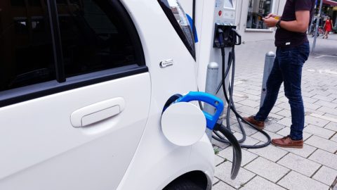 Elektro, Hybrid oder doch wieder Verbrenner?